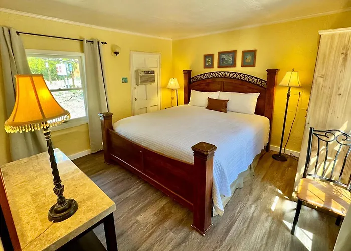 Hotel Mile High Ranch